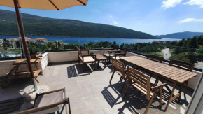 Porto Vista Penthouse Kumbor